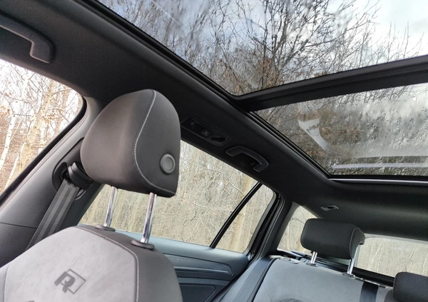 Volkswagen Golf cena 81999 przebieg: 93000, rok produkcji 2019 z Toruń małe 277
